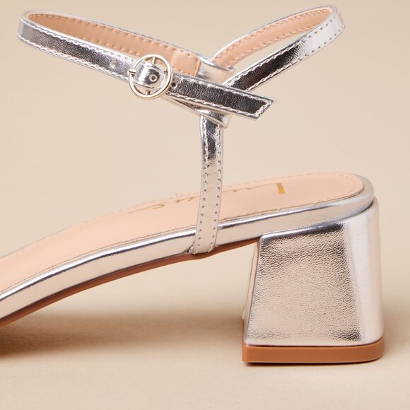 Sylvain Silver Strappy High Heel Ankle Strap Sandals/NIB/6 - Picture 4 of 9